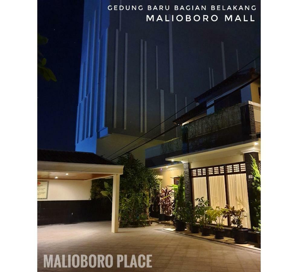 Malioboro Place Jogjakarta Buitenkant foto